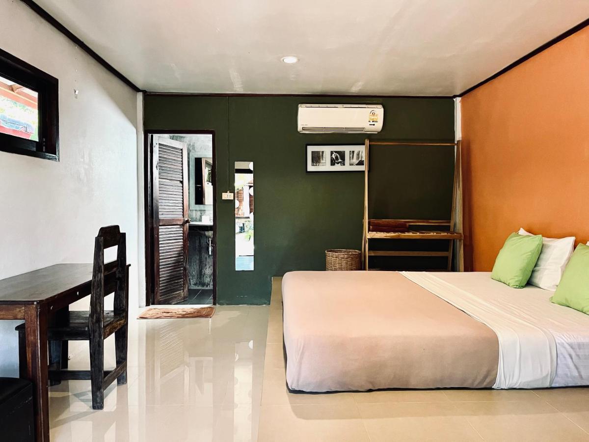 Sabaii Bay Resort Baan Tai Bagian luar foto